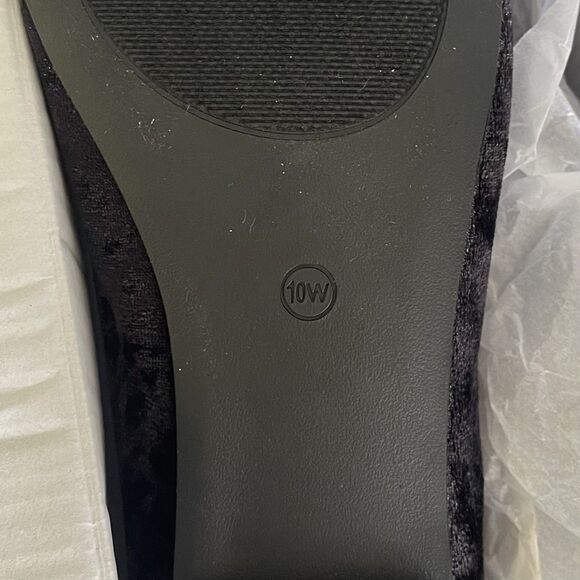 Comfort Women’s Rhinestone Bow Black Faux Velvet Ballet Flats Shoes Size 10W - Picture 8 of 8